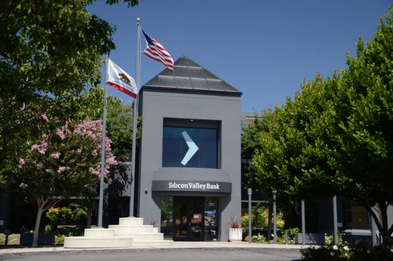 Santa Clara Calif HQ of Silicon Valley Bank