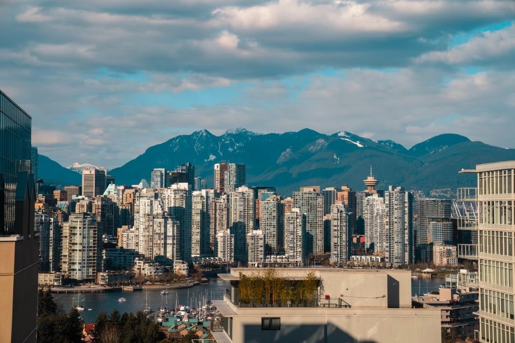 Rapport : Vancouver et Toronto ont enregistré la plus forte croissance de l’emploi dans le secteur de la haute technologie en Amérique du Nord au cours des deux dernières années