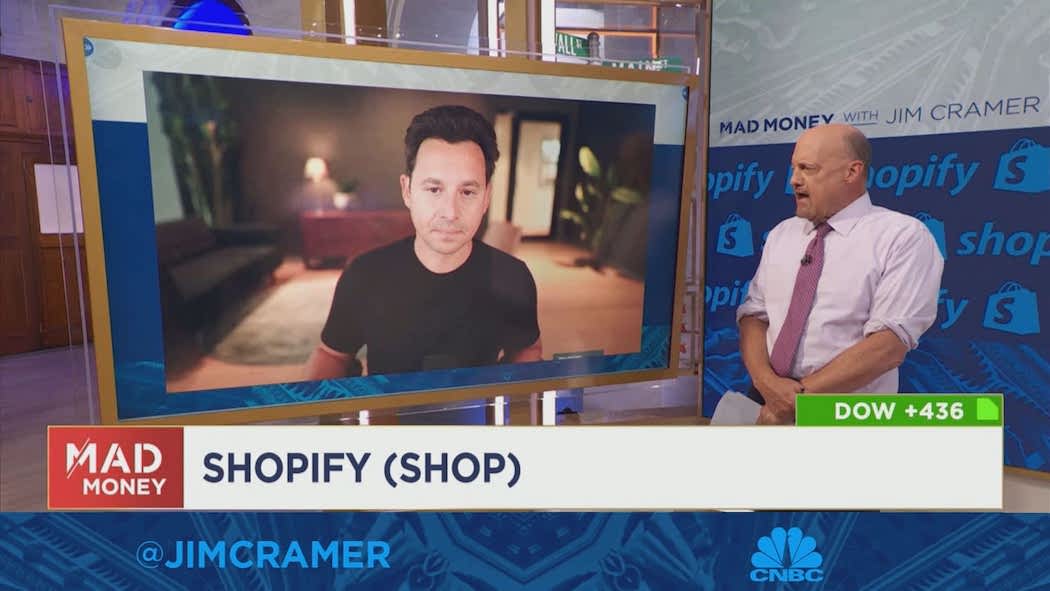 How tech leaders like Shopify are TV-ifying the traditional company meeting